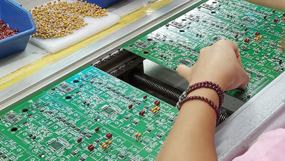 Kuidas aitab PCBA tehase kliendinõustamisteenus tehnilisi probleeme lahendada?