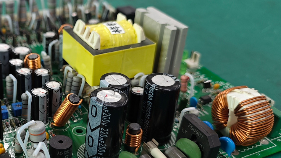 Kuidas saavad PCBA tehased automatiseeritud tootmise abil kulusid vähendada?