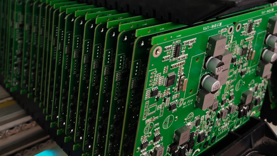 PCBA tehaste täieliku protsessi kvaliteedi jälgimise süsteemi dešifreerimine