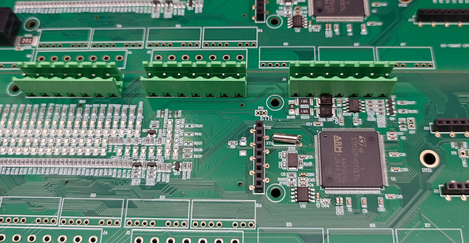 Kuidas saavad PCBA tehased toime tulla kiirtellimuste väljakutsetega?