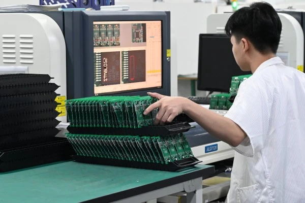 Liikumisanduri PCBA disain siseneb 2026. aastal mikroajastusse